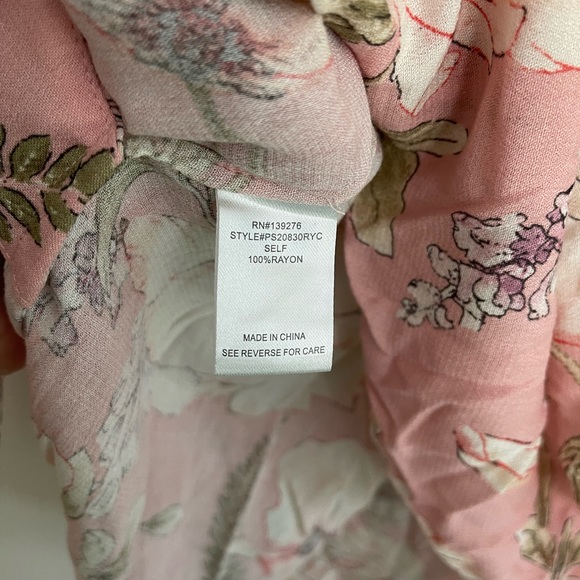 NWT Pale Sky Pink Floral Blouse Size XS - Picture 6 of 8